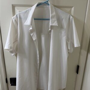 lululemon athletica White Short-Sleeve Button-Down Shirt - large